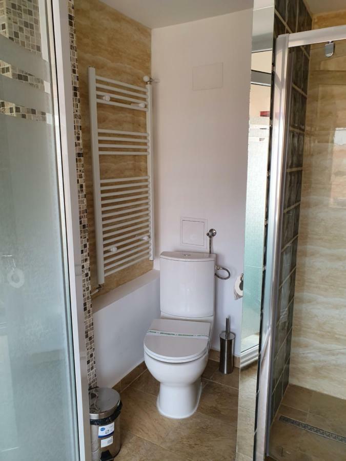 Tranzitrooms 布加勒斯特 外观 照片